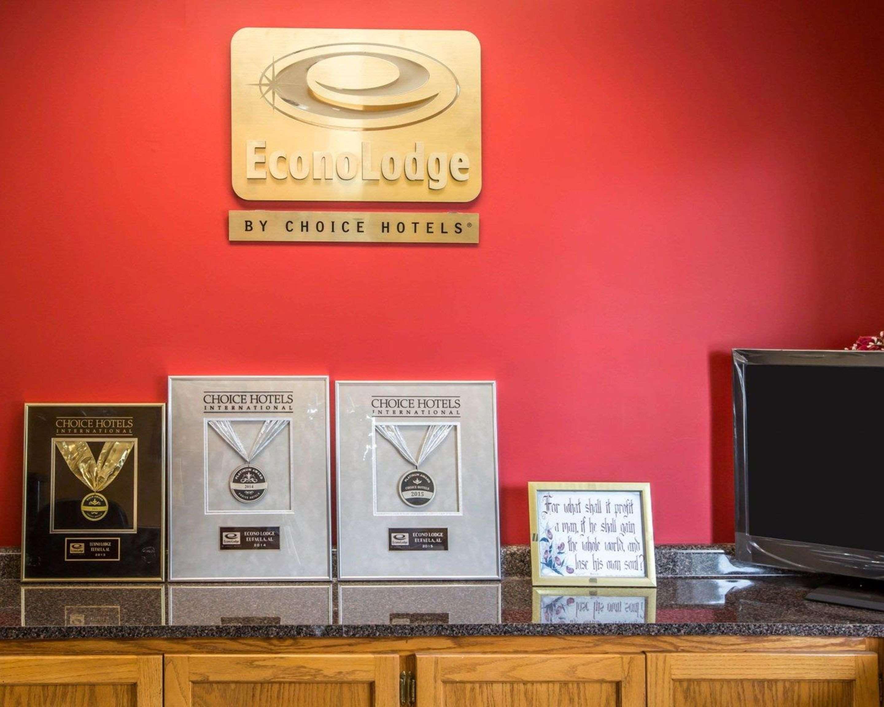 Econo Lodge Юфаула Екстериор снимка