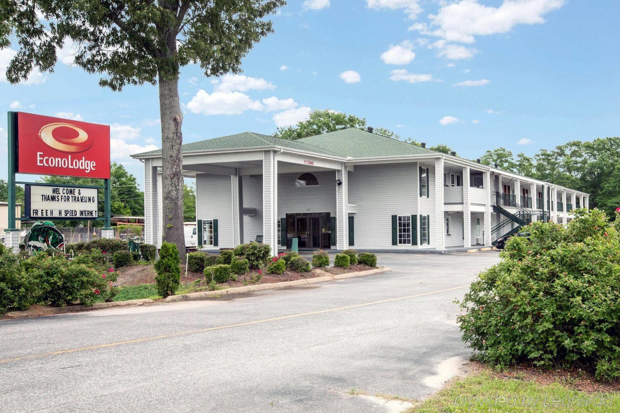 Econo Lodge Юфаула Екстериор снимка